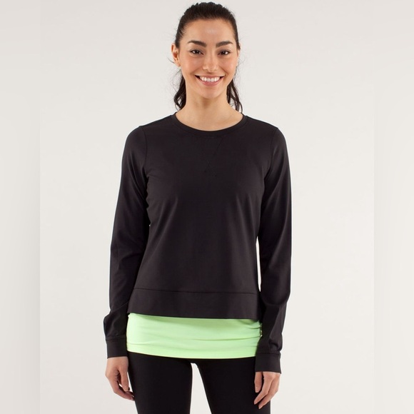 lululemon athletica Tops - Lululemon Run: Warm Up Crew in Black Size 8/10